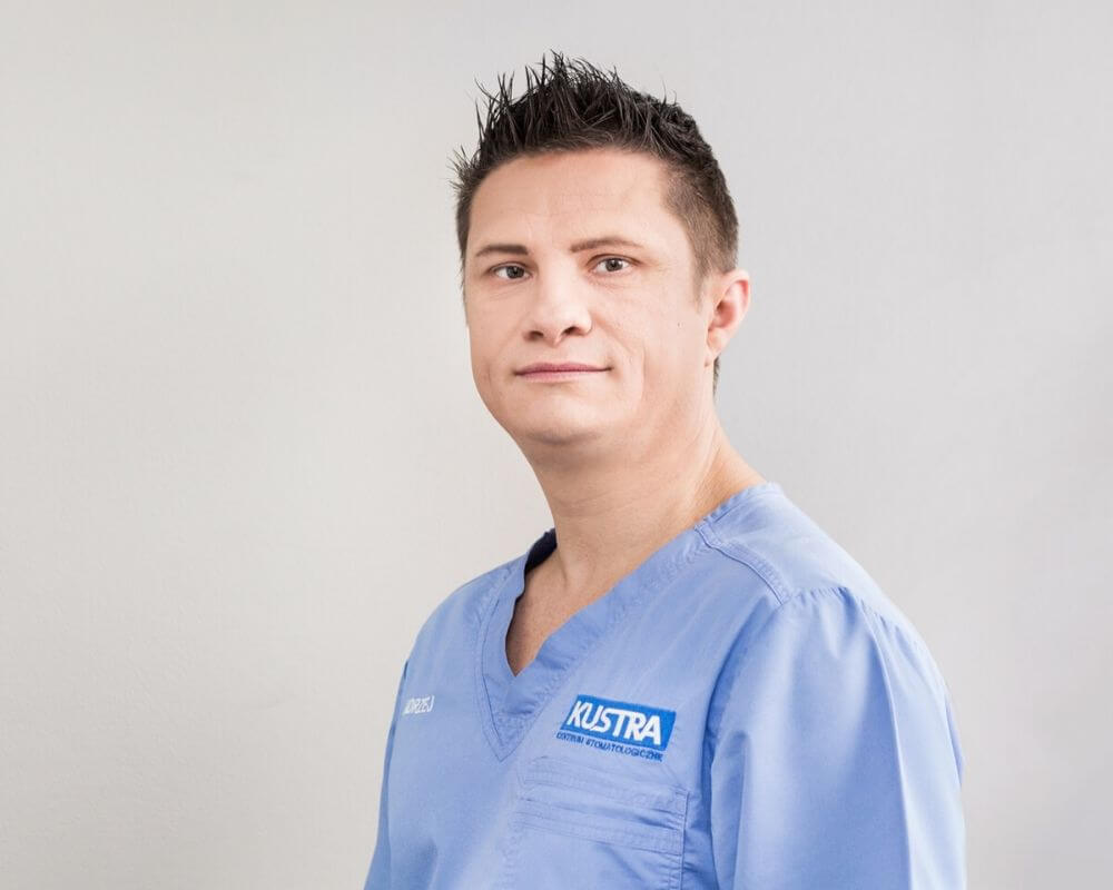 andrzej-kiencało-stomatolog andrzej-kiencało-dentysta-krakow